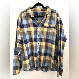 Patagonia 100% Organic Cotton Men’s Worn Wear Flannel Size L
